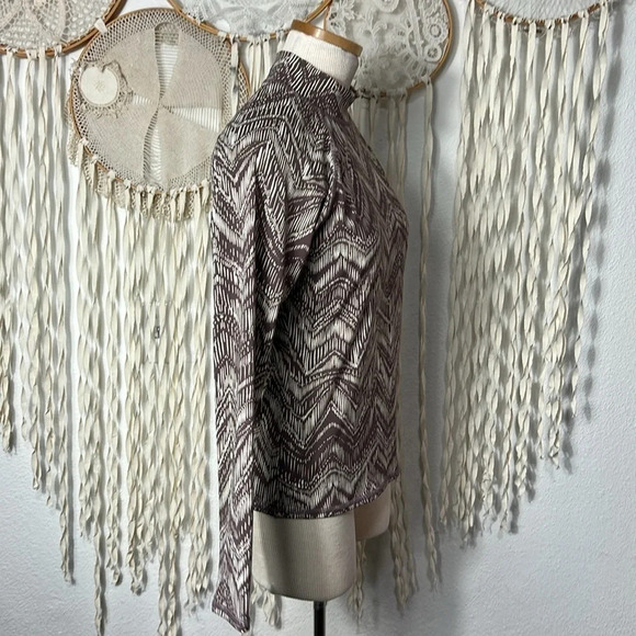 Garnet Hill Swim Rash Guard Water Shirt Size Small - Picture 4 of 8